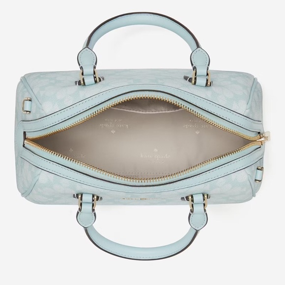 🔥🔥BUY NOW to win Louis Vuitton wallet OR Kate ♠️ bundle. (Value: $525) - Picture 14 of 17